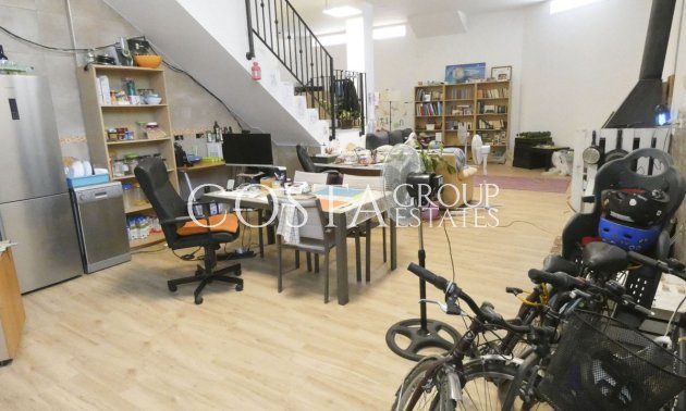 Odsprzedaż - Willa -
Bigastro