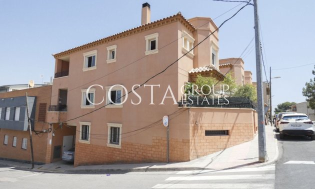 Odsprzedaż - Willa -
Bigastro