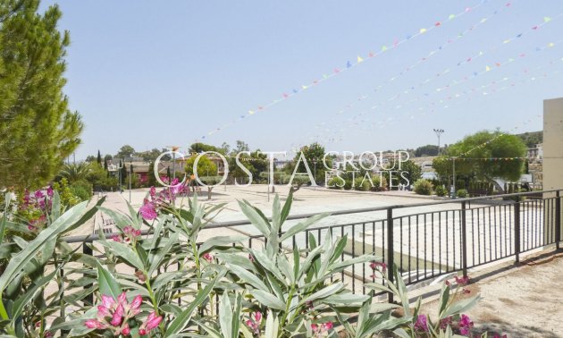 Odsprzedaż - Willa -
Bigastro