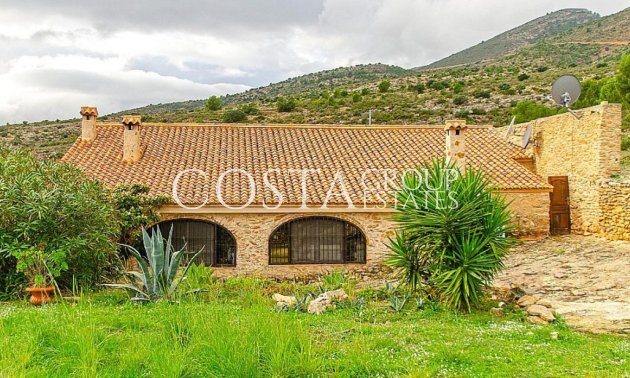 Herverkoop - Villa -
Benissa - Benissa Centro