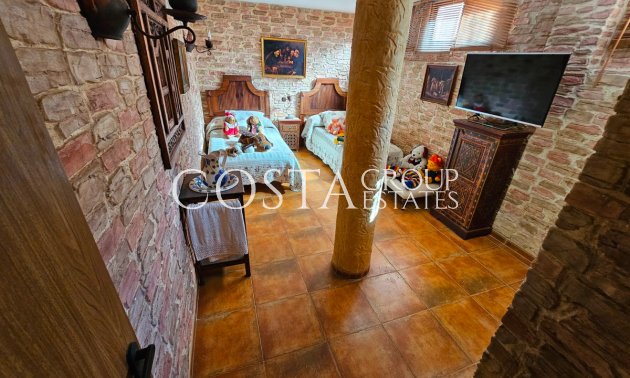 Odsprzedaż - Willa -
Daya Nueva - Daya Nueva Centro