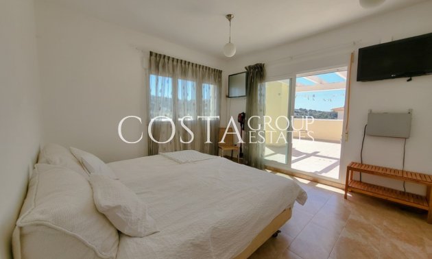 Resale - Villa -
Teulada - Moraira