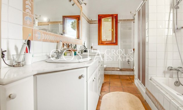 Herverkoop - Villa -
Benissa - Benissa Centro