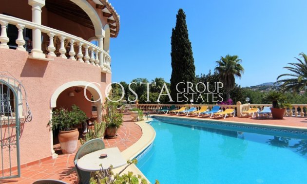 Resale - Villa -
Benissa - Benissa Centro