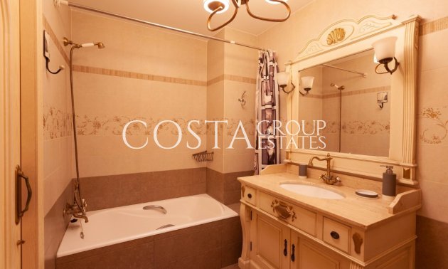 Resale - Villa -
Calpe - Calpe Centro