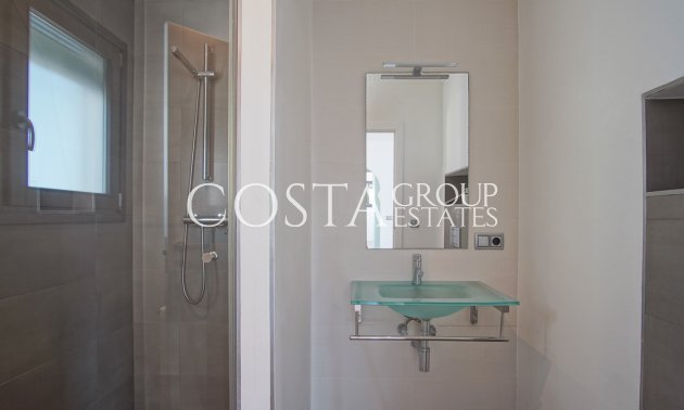 Resale - Villa -
Teulada - Moraira