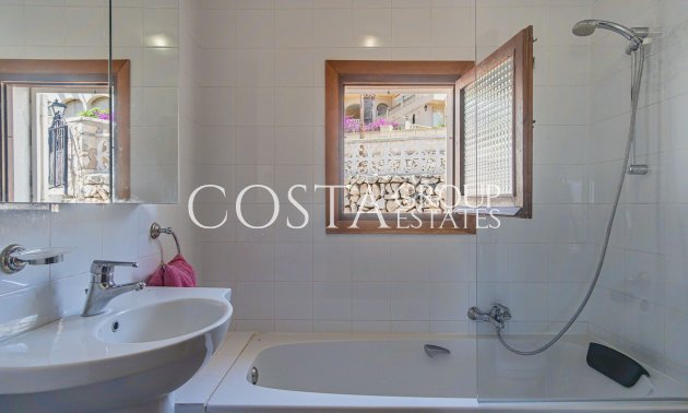 Revente - Villa -
Altea - Altea Centro