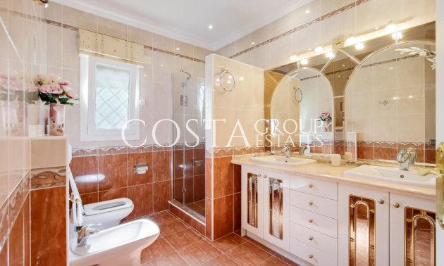 Resale - Villa -
Teulada - Moraira