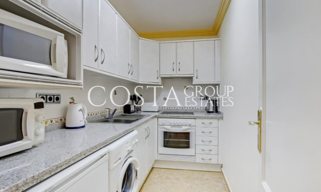 Resale - Villa -
Teulada - Moraira