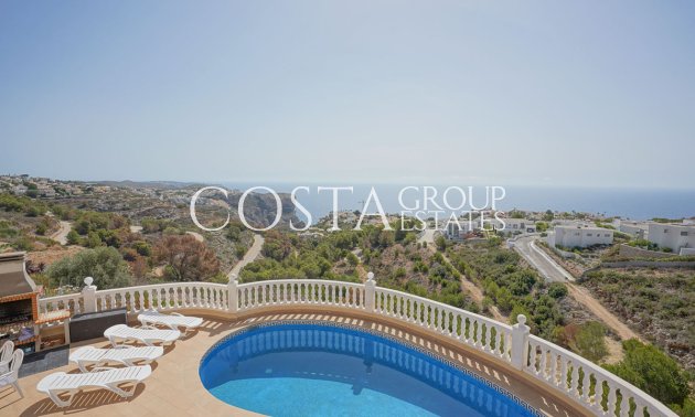 Resale - Villa -
Benitachell - Benitachell Centro