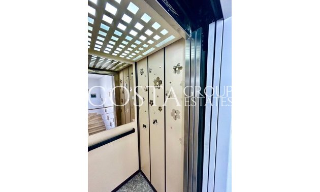 Odsprzedaż - Dom -
Calpe - Calpe Centro