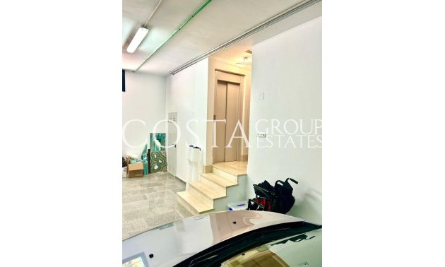 Odsprzedaż - Dom -
Calpe - Calpe Centro