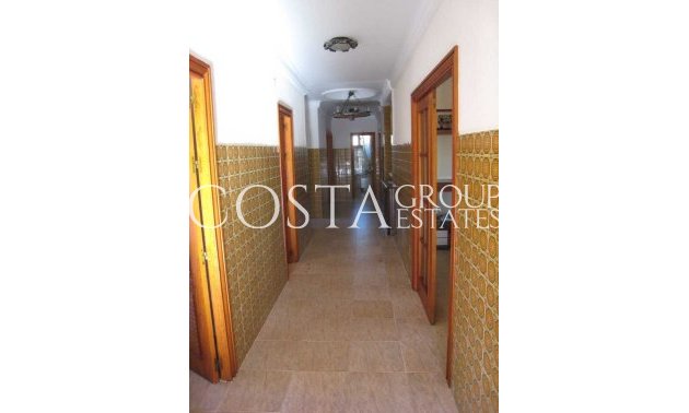 Resale - Villa -
Orihuela - Campoamor