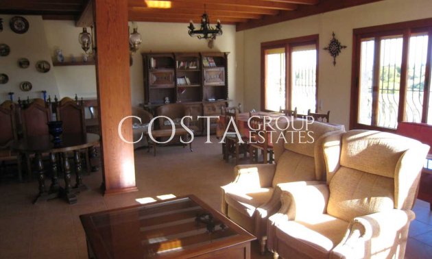 Resale - Villa -
Orihuela - Campoamor