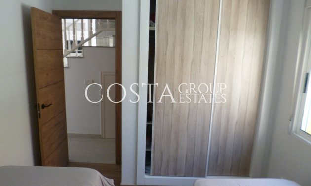 Odsprzedaż - Willa -
Pilar de la Horadada - Pilar de la Horadada Centro