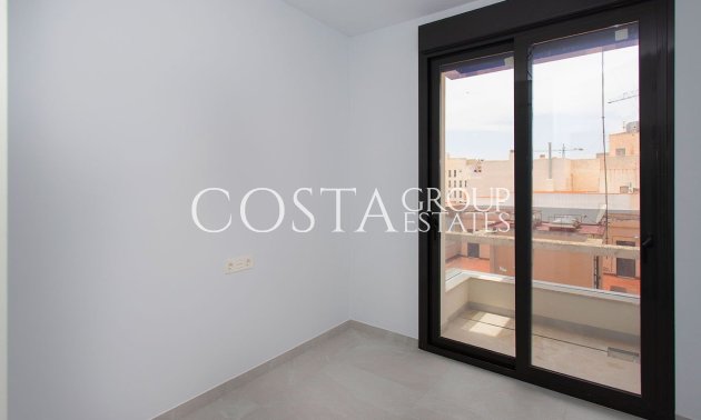 Resale - Apartments -
Torrevieja - Torrevieja Centro