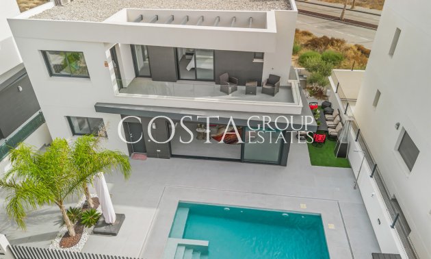 Resale - Villa -
Algorfa - Algorfa Centro