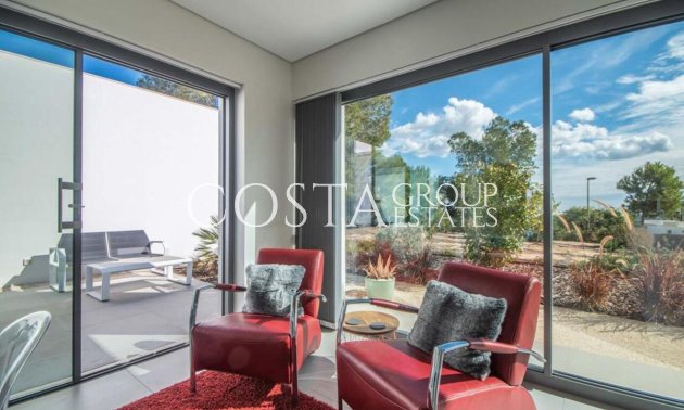 Herverkoop - Villa -
Orihuela - Las Colinas Golf