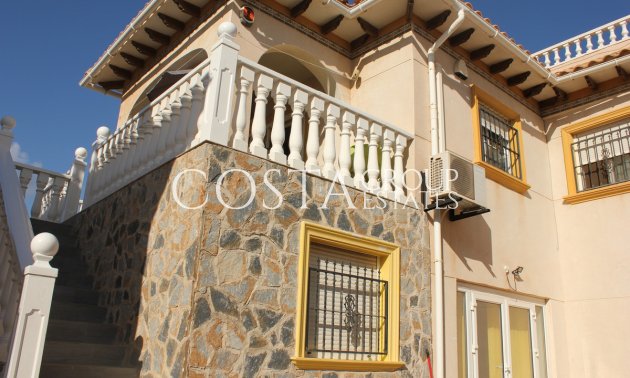 Wiederverkauf - Villa -
Orihuela - La Zenia