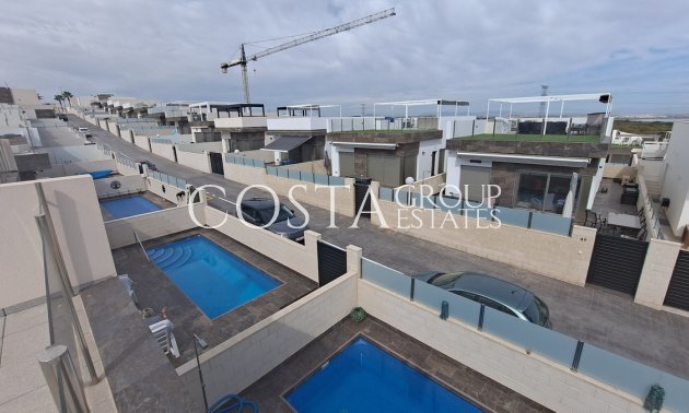 Wiederverkauf - Villa -
Orihuela - Villamartin