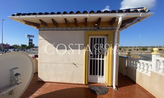 Herverkoop - Villa -
Orihuela - La Zenia