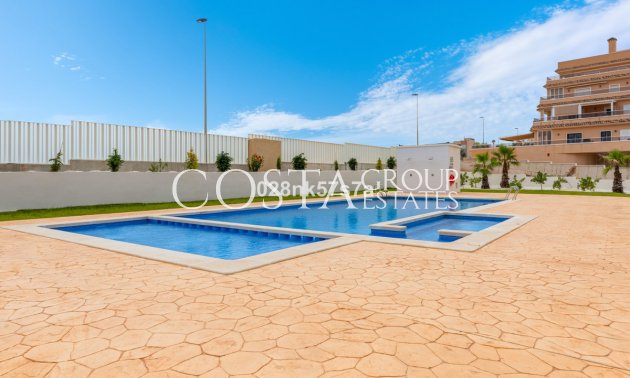 Resale - Apartments -
Orihuela - Orihuela Costa