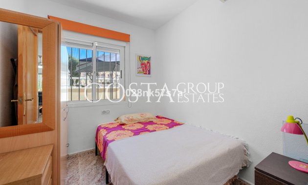 Resale - House -
Orihuela - La Zenia