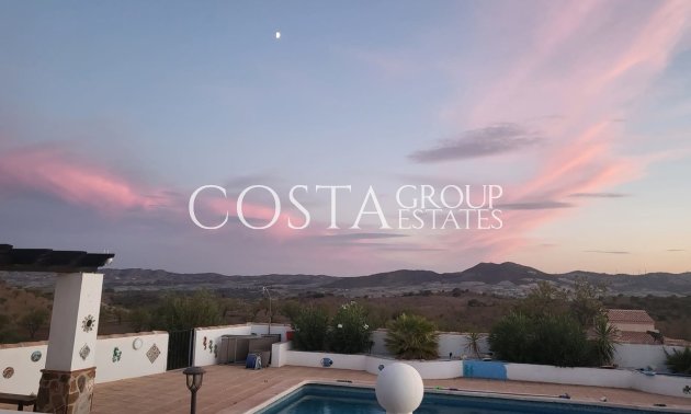 Herverkoop - Villa -
Puerto Lumbreras - Puerto Lumbreras Centro