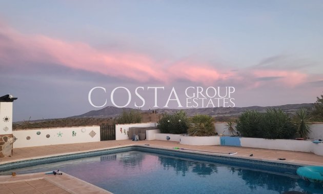 Herverkoop - Villa -
Puerto Lumbreras - Puerto Lumbreras Centro