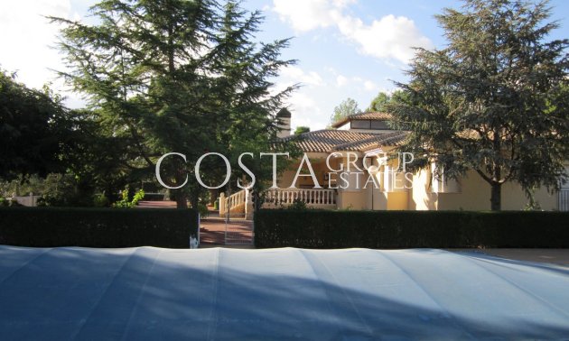 Revente - Villa -
Yecla - Yecla Centro