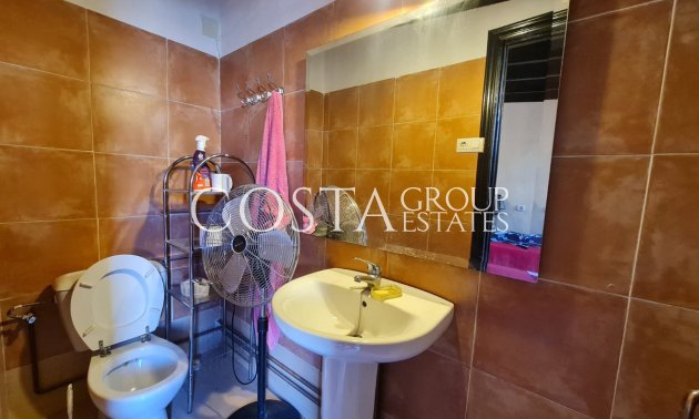 Wiederverkauf - Villa -
Pinoso - Pinoso Centro