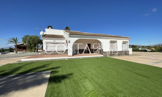 Herverkoop - Villa -
Murcia - Murcia City