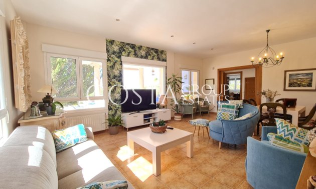 Odsprzedaż - Willa -
Yecla - Yecla Centro