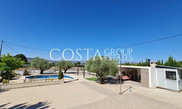 Odsprzedaż - Willa -
Yecla - Yecla Centro