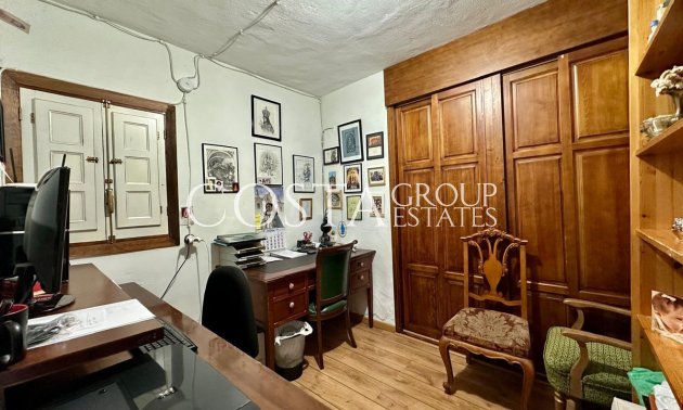 Herverkoop - Villa -
Yecla - Yecla Centro