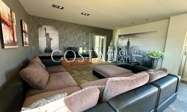 Herverkoop - Villa -
Yecla - Yecla Centro