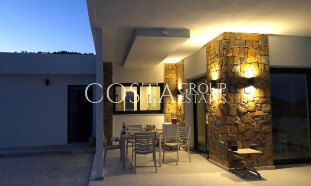 Wiederverkauf - Villa -
Pinoso - Pinoso Centro