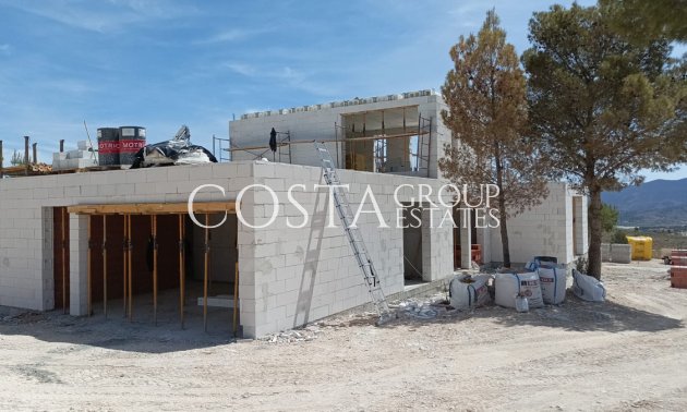 Wiederverkauf - Villa -
Pinoso - Pinoso Centro