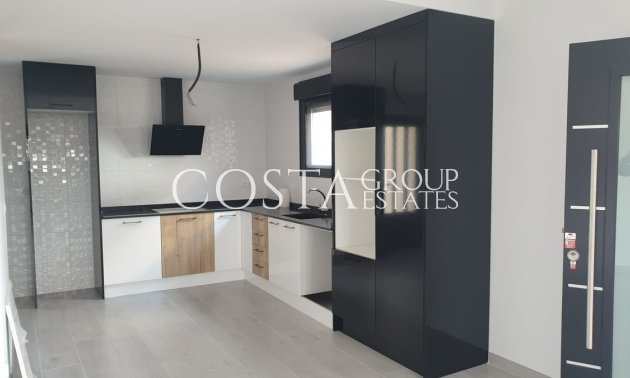 Herverkoop - Villa -
Pinoso - Pinoso Centro