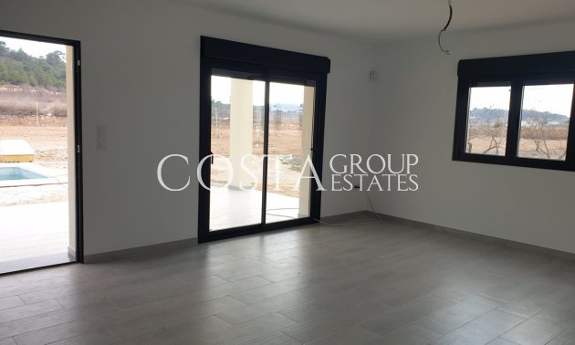 Herverkoop - Villa -
Pinoso - Pinoso Centro