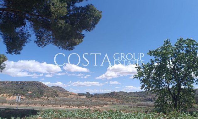 Herverkoop - Villa -
Yecla - Yecla Centro