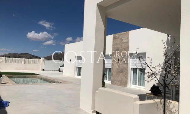 Resale - Villa -
Pinoso - Pinoso Centro