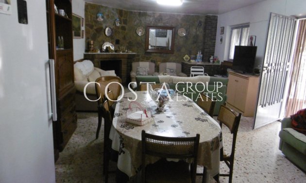 Odsprzedaż - Willa -
Yecla - Yecla Centro