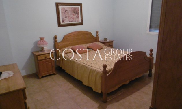 Odsprzedaż - Willa -
Yecla - Yecla Centro