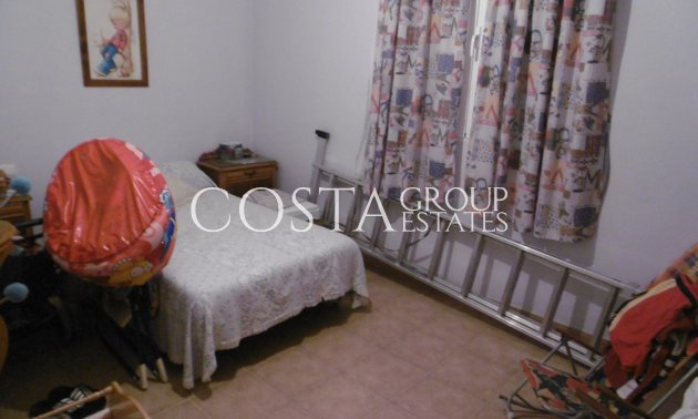 Odsprzedaż - Willa -
Yecla - Yecla Centro