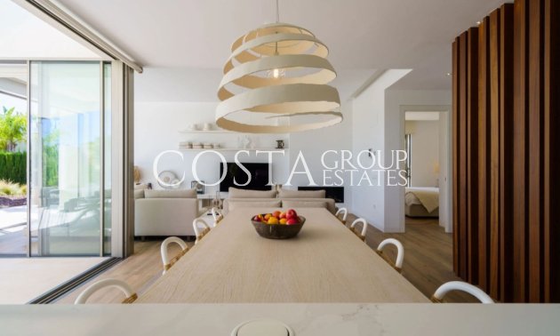 Resale - Villa -
Orihuela - Las Colinas Golf