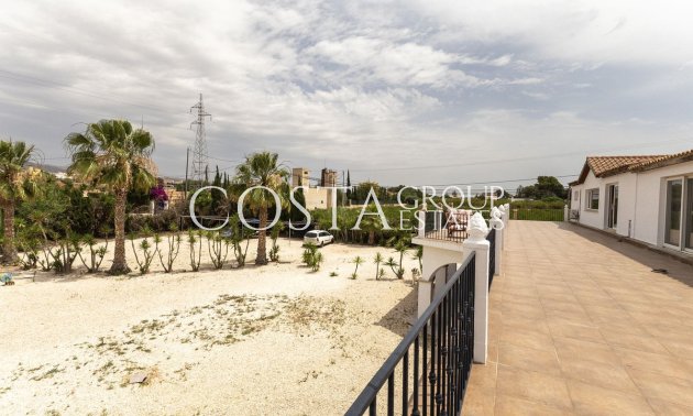 Herverkoop - Villa -
Crevillente - Crevillent - Crevillente - Crevillent Centro