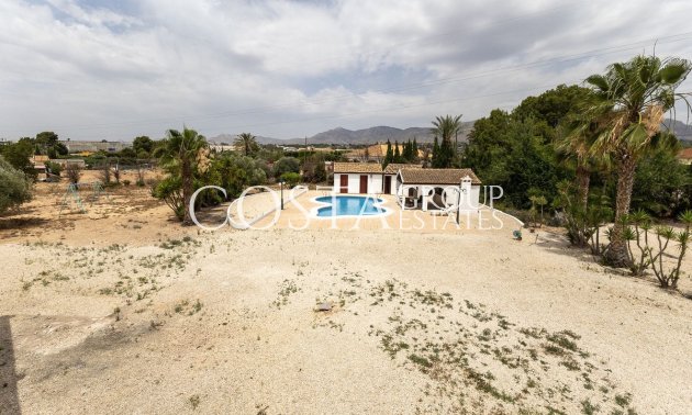 Herverkoop - Villa -
Crevillente - Crevillent - Crevillente - Crevillent Centro