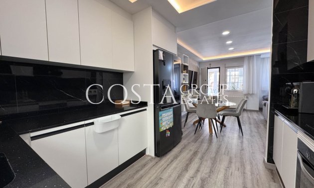 Odsprzedaż - Willa -
Orihuela - Orihuela Costa