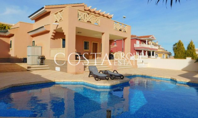 Resale - Villa -
Rojales - Ciudad Quesada